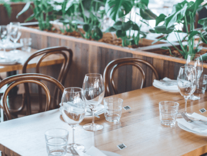 salle de restaurant équipée avec apiclick